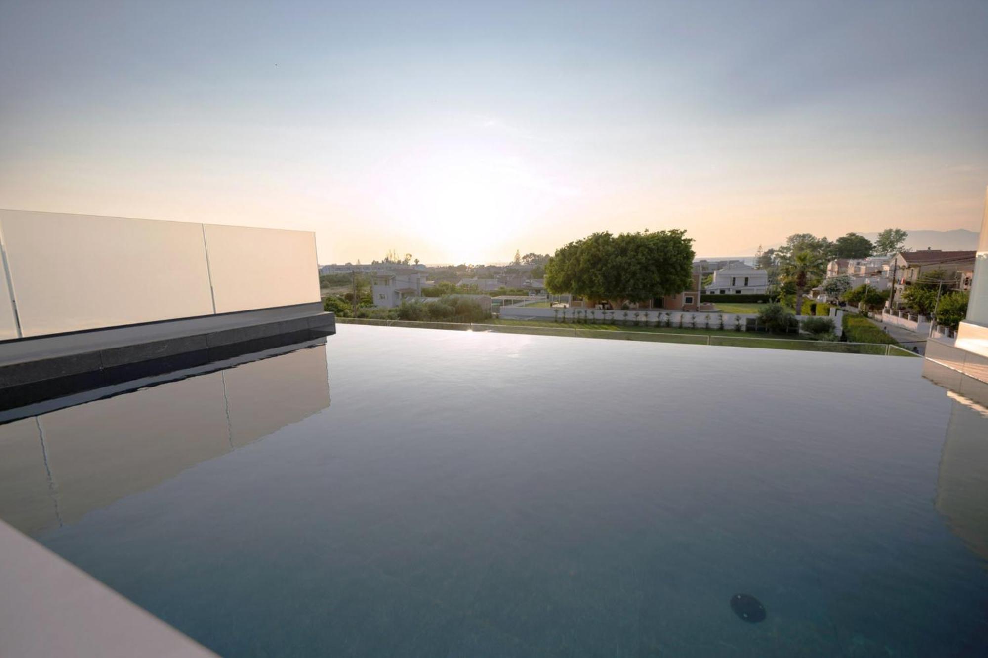 Thimios Suites Adults Only أخارافي المظهر الخارجي الصورة